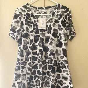LuLaroe Leopard Iris XXS
